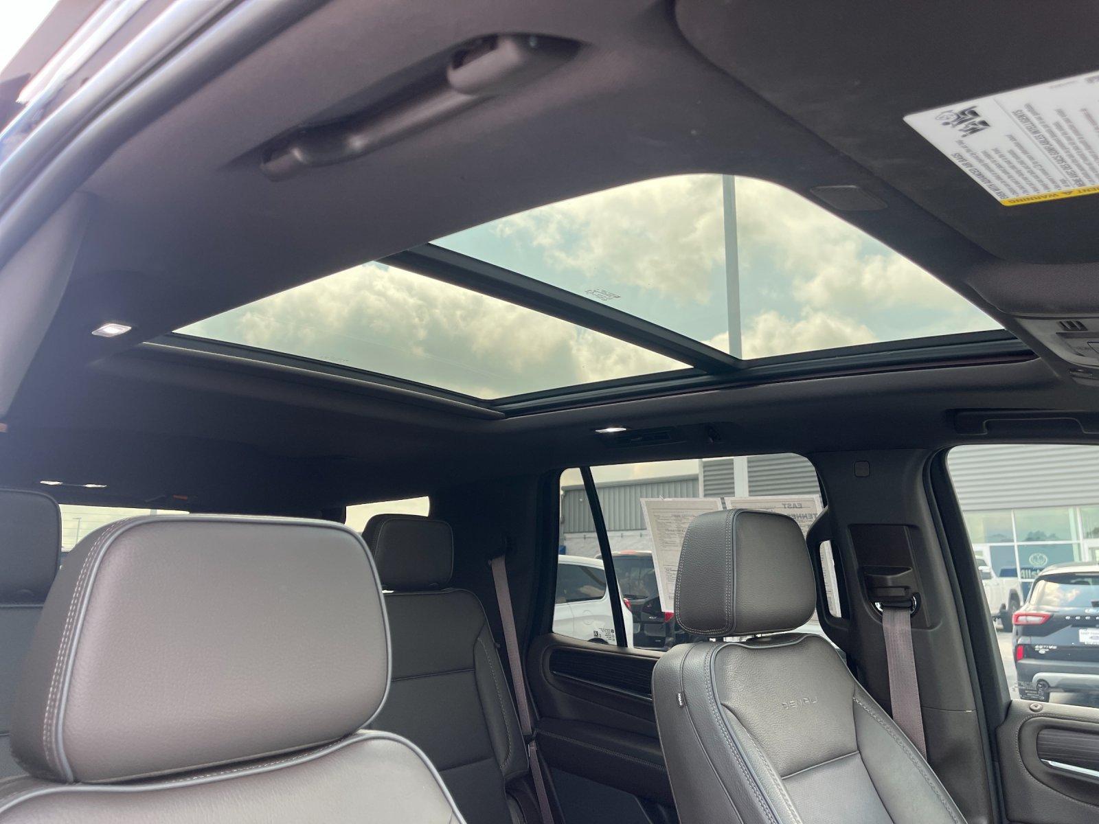 Used 2022 Blue GMC Denali image 20