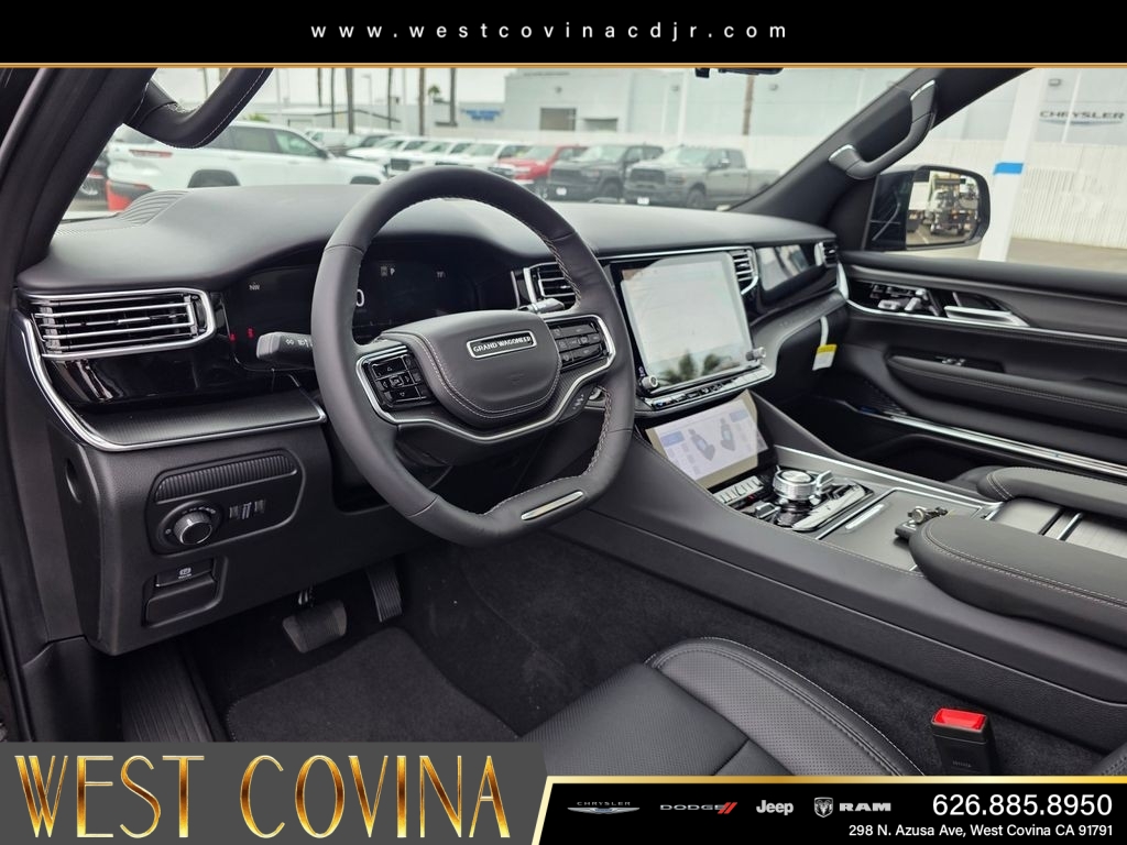 New 2026 High Gloss Black Exterior Paint Jeep Summit Obsidian image 16