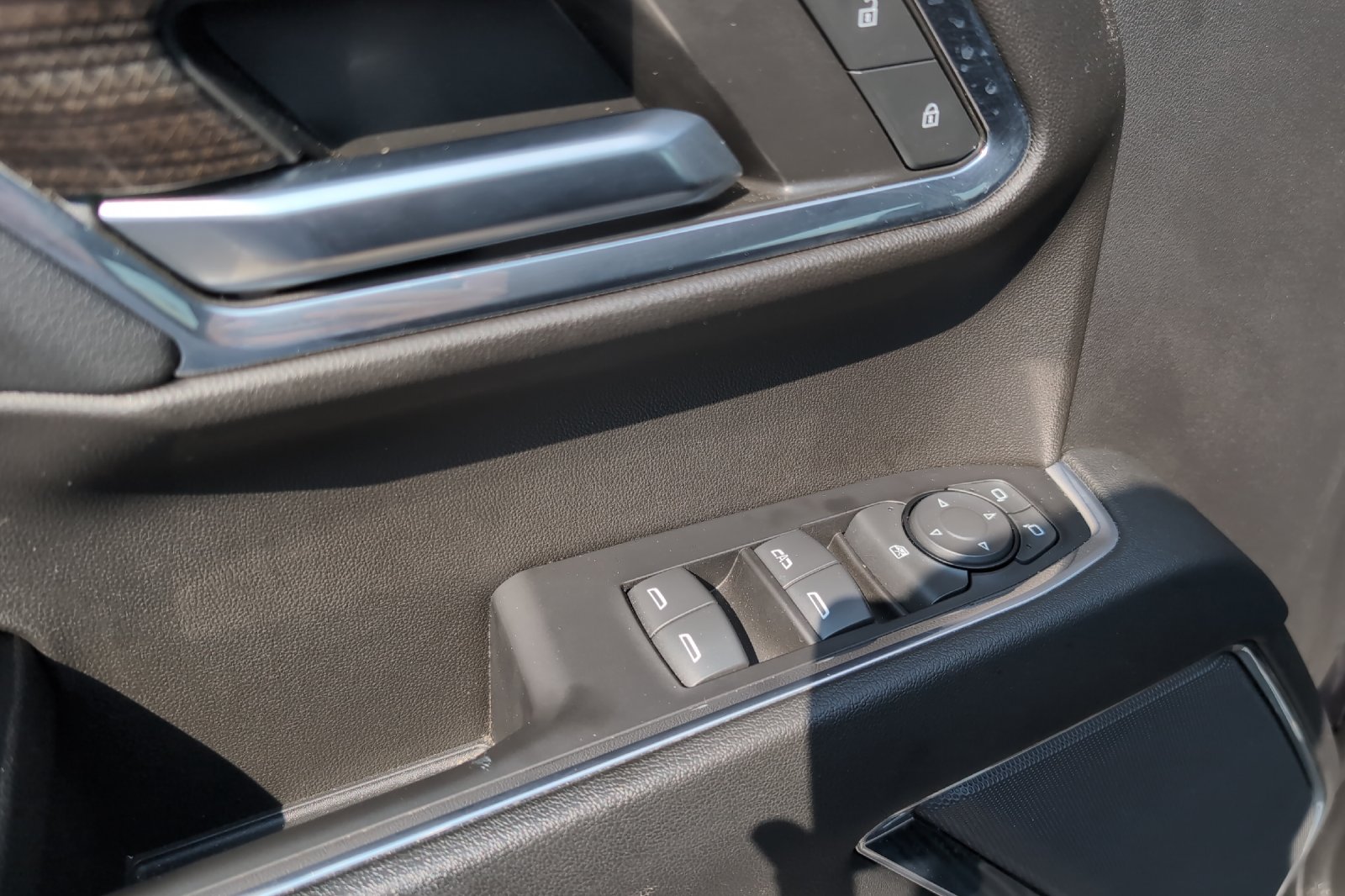 Used 2024 Gray Chevrolet LT image 12
