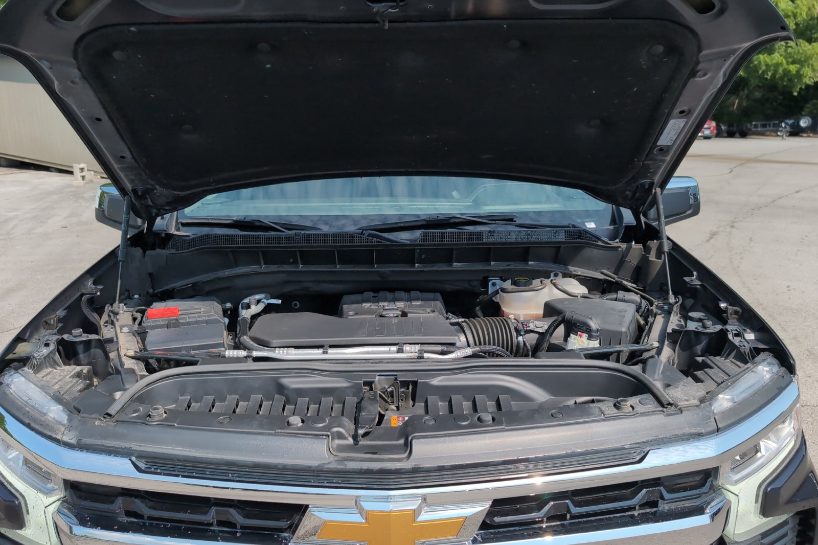 Used 2024 Gray Chevrolet LT image 29