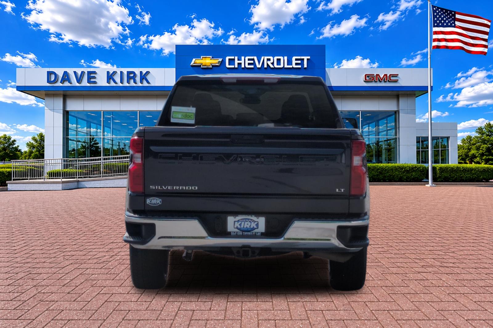 Used 2024 Gray Chevrolet LT image 4