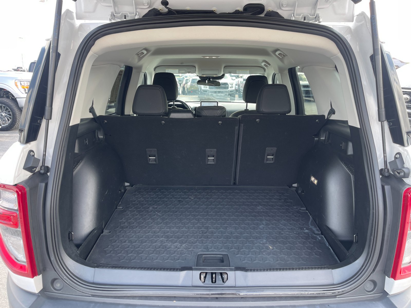 Used 2022 White Ford Big Bend image 17