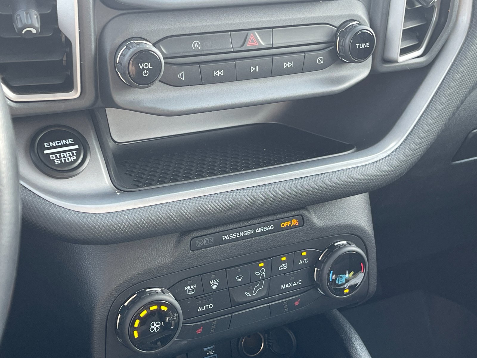 Used 2022 White Ford Big Bend image 22