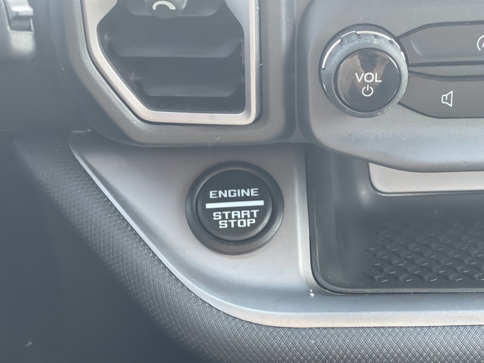 Used 2022 White Ford Big Bend image 24