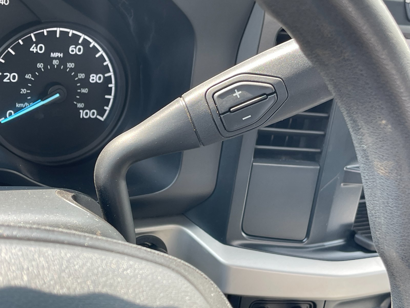 Used 2023 White Ford XL image 22