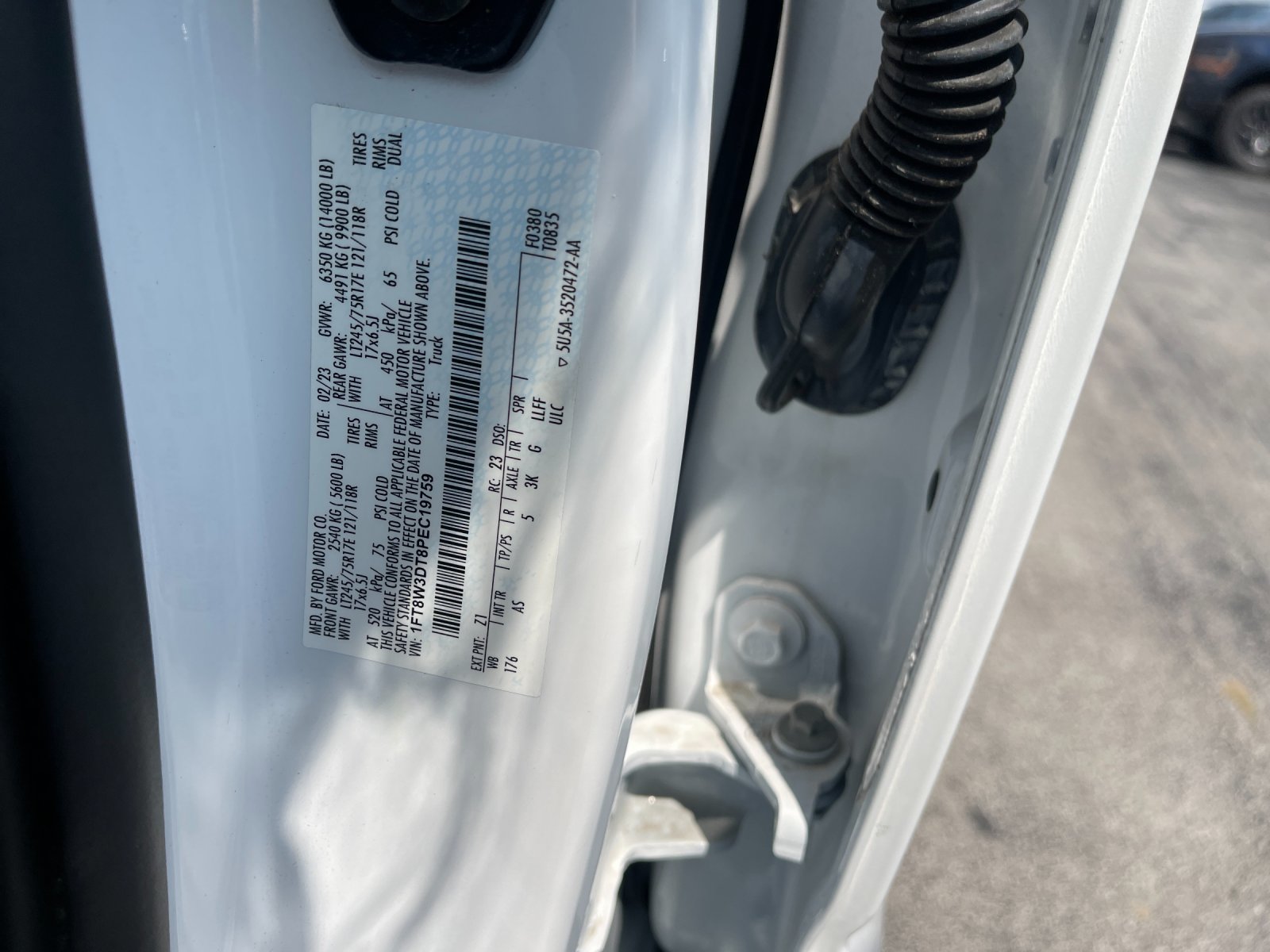 Used 2023 White Ford XL image 30