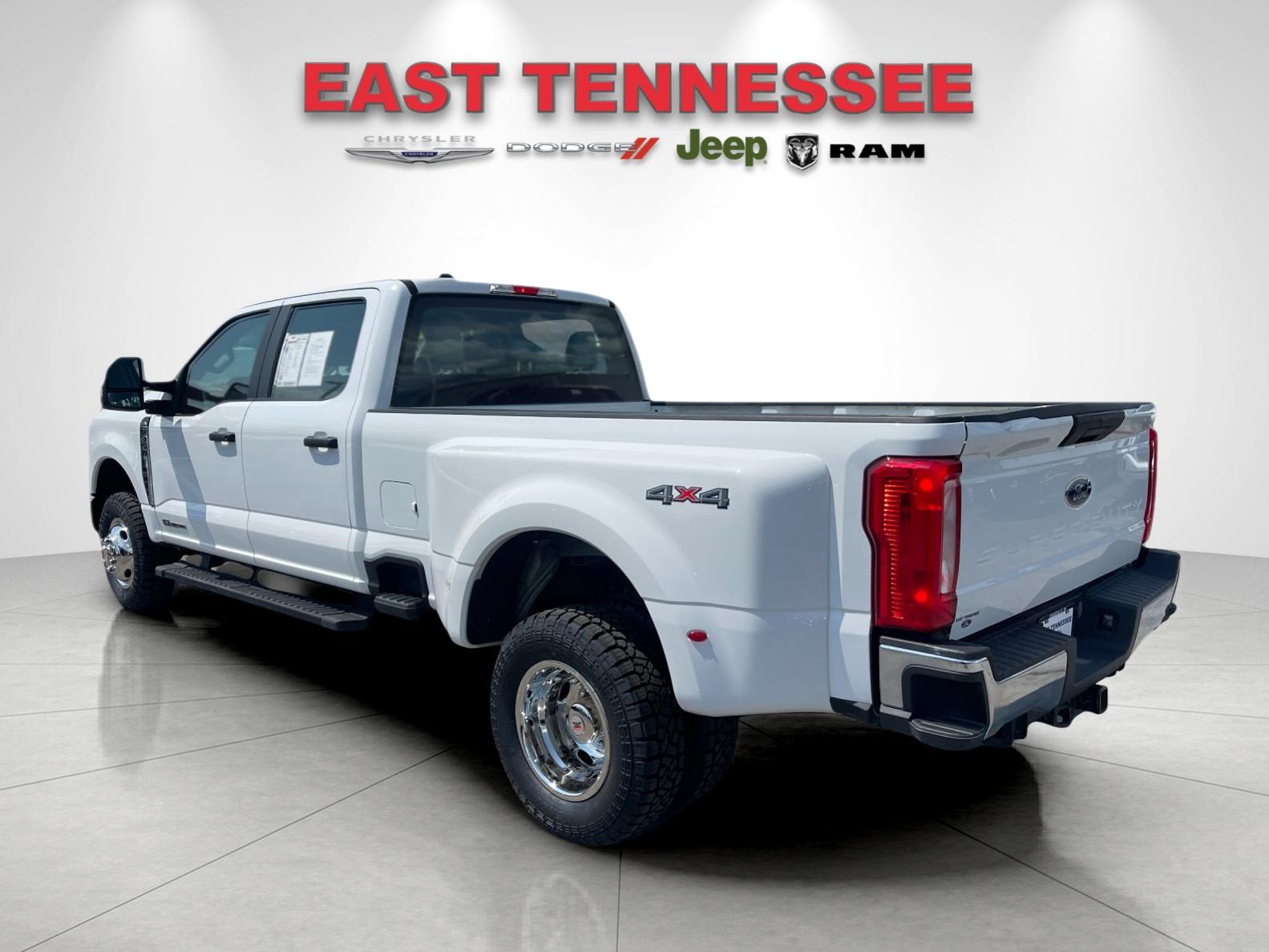Used 2023 White Ford XL image 5