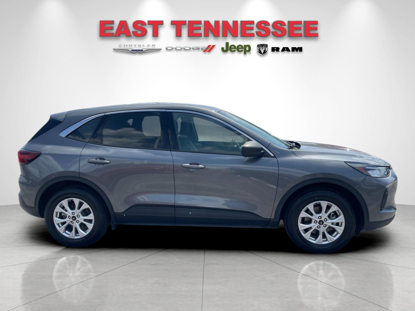 Used 2024 Gray Ford Active image 2
