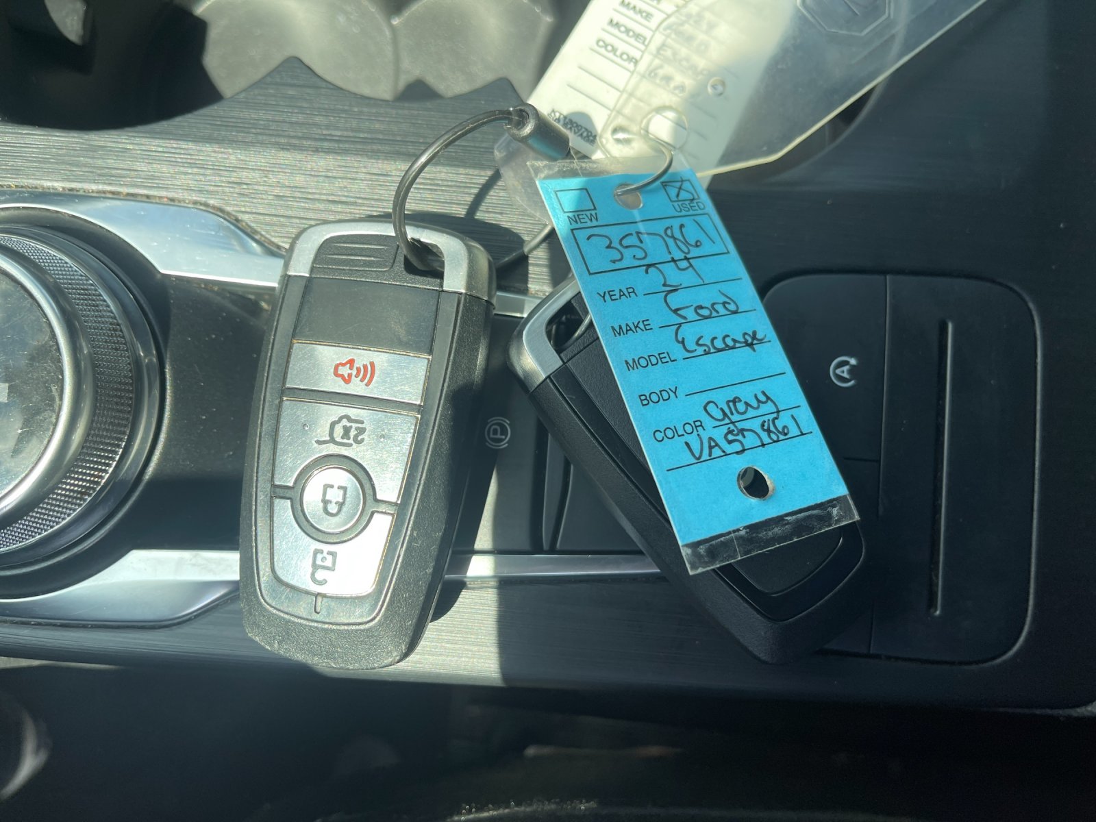 Used 2024 Gray Ford Active image 10