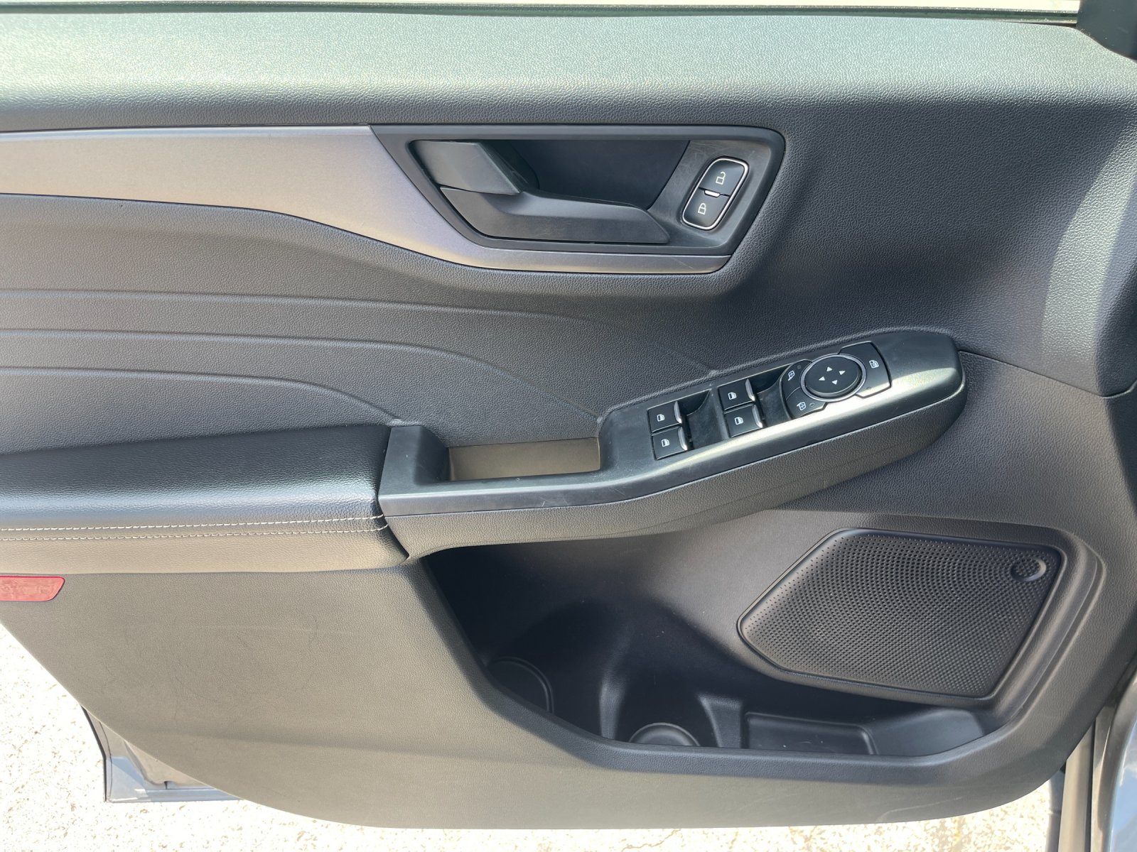 Used 2024 Gray Ford Active image 12