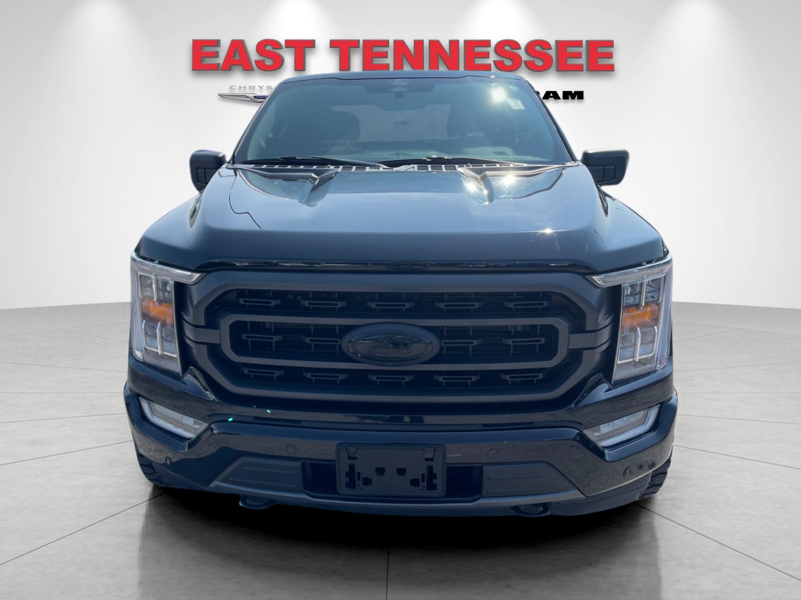 Used 2022 Black Ford XLT image 9