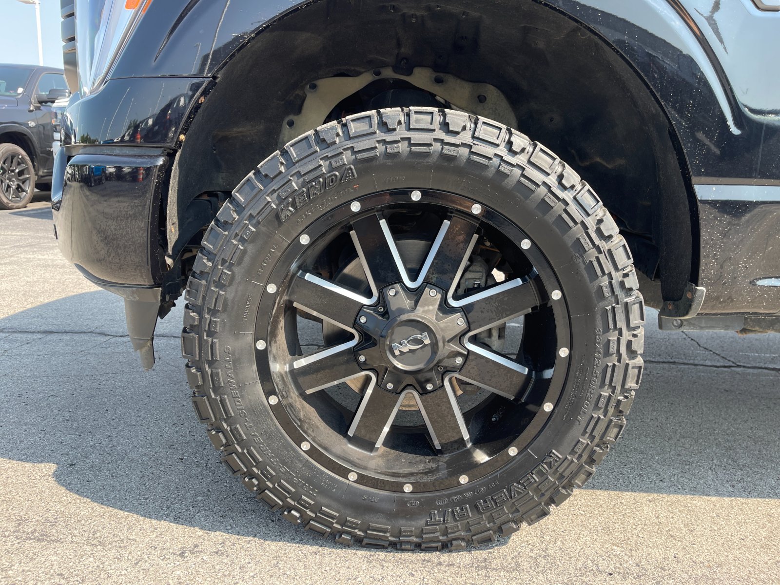 Used 2022 Black Ford XLT image 32