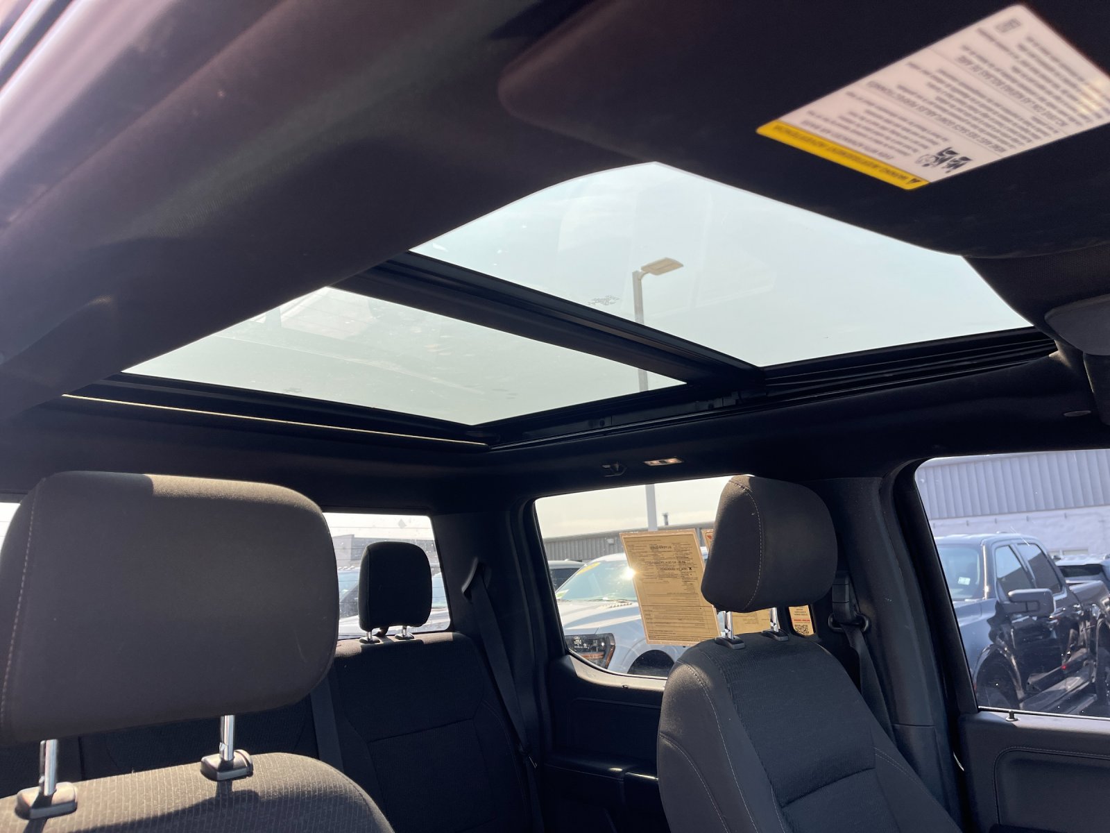 Used 2022 Black Ford XLT image 18