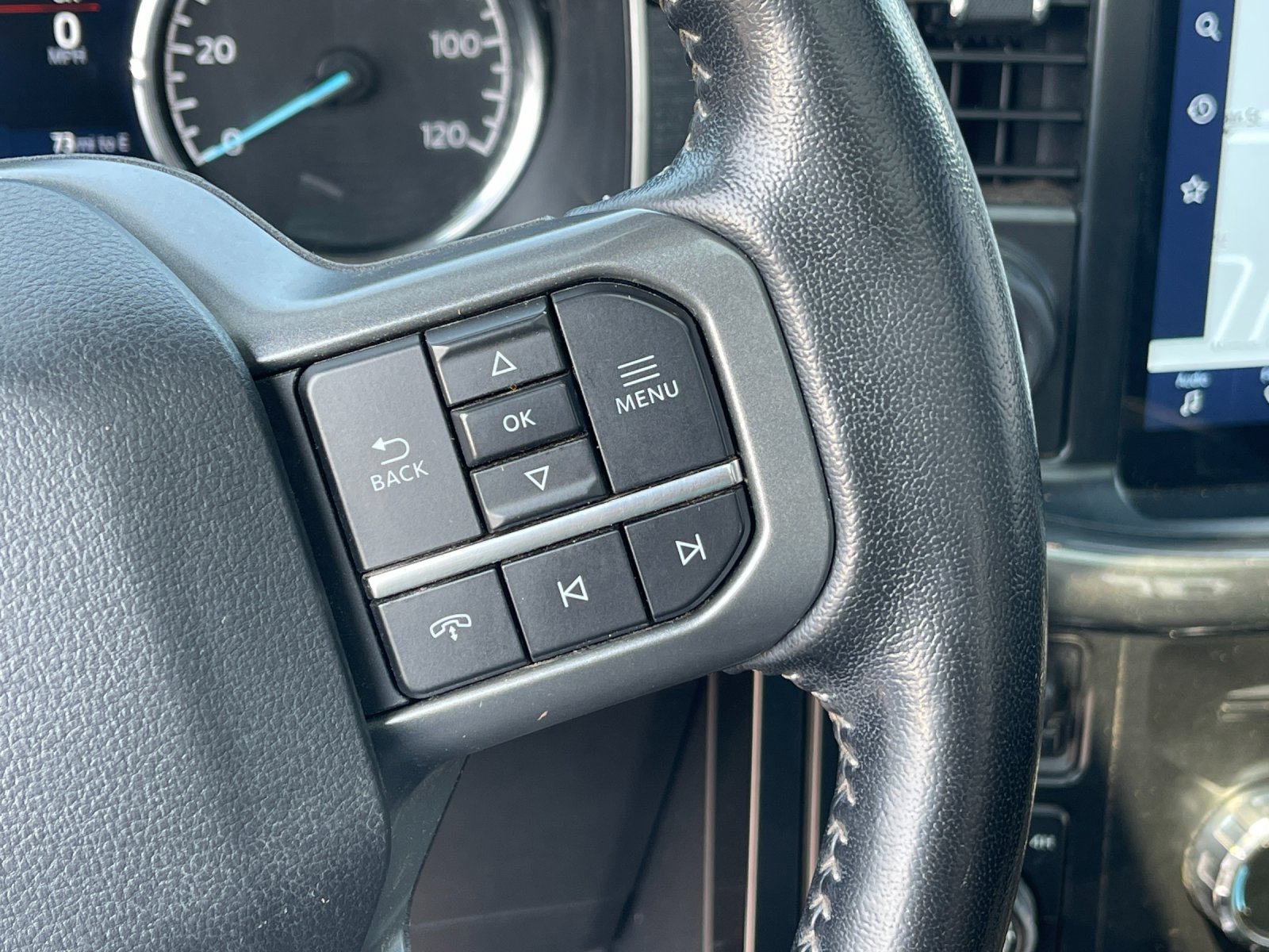 Used 2022 Black Ford XLT image 28