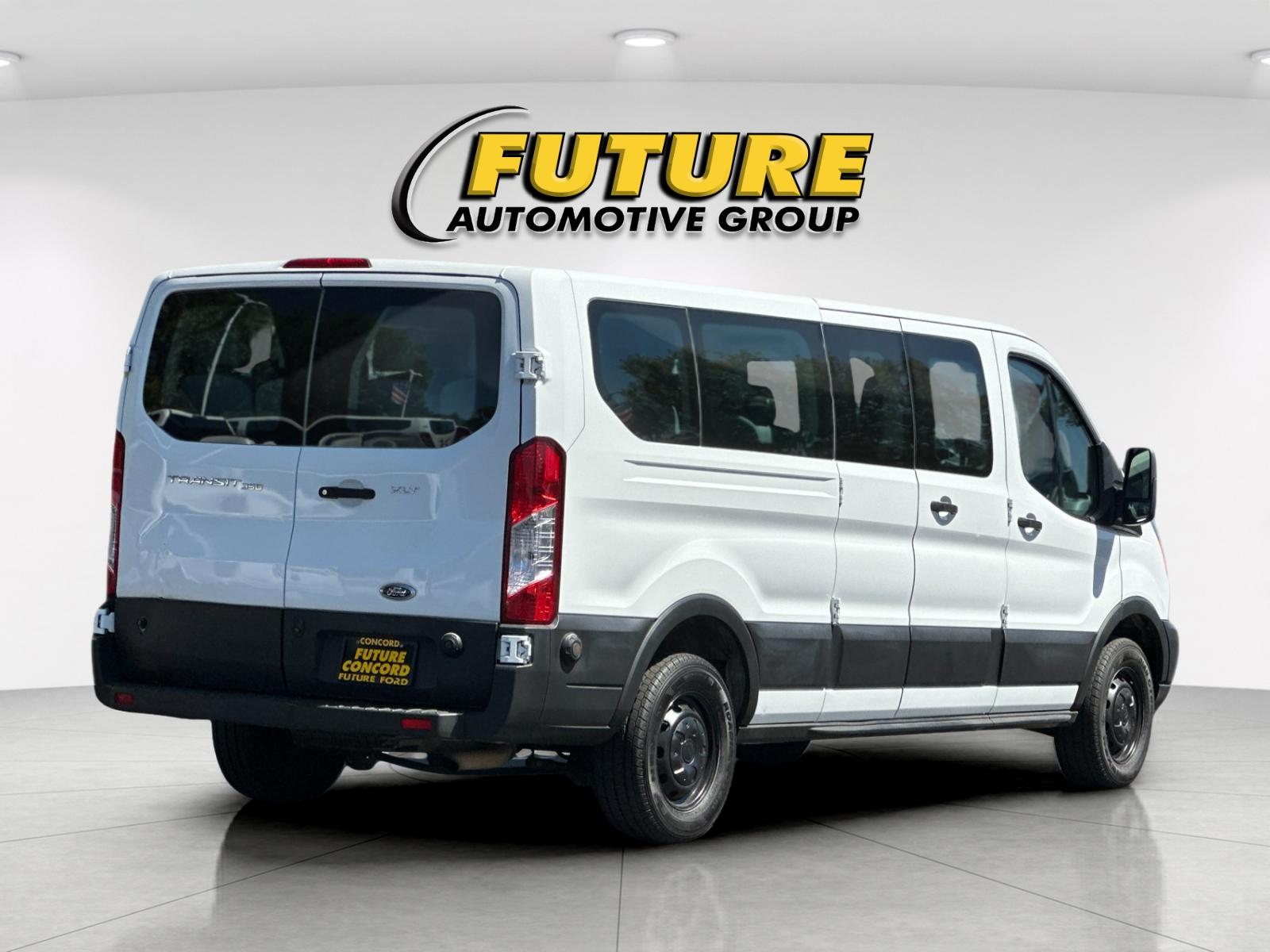 Used 2019 White Ford XLT image 3