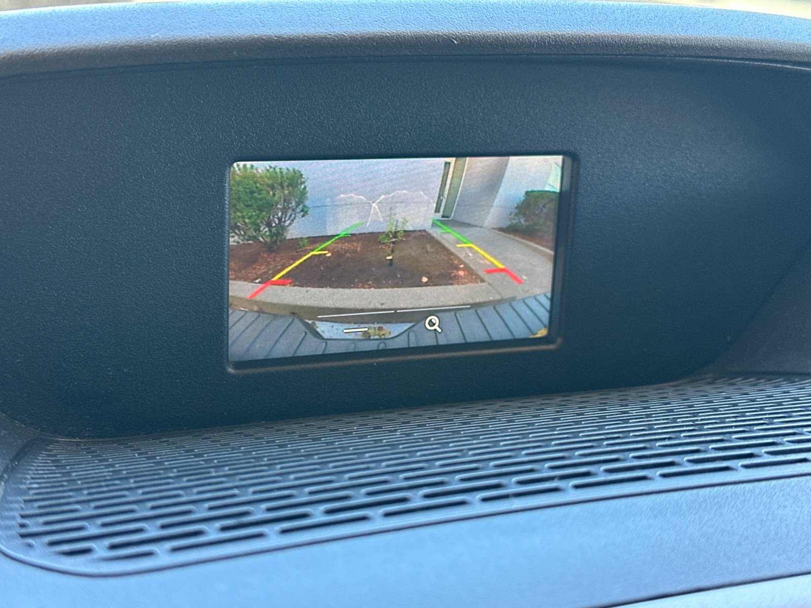 Used 2019 White Ford XLT image 18