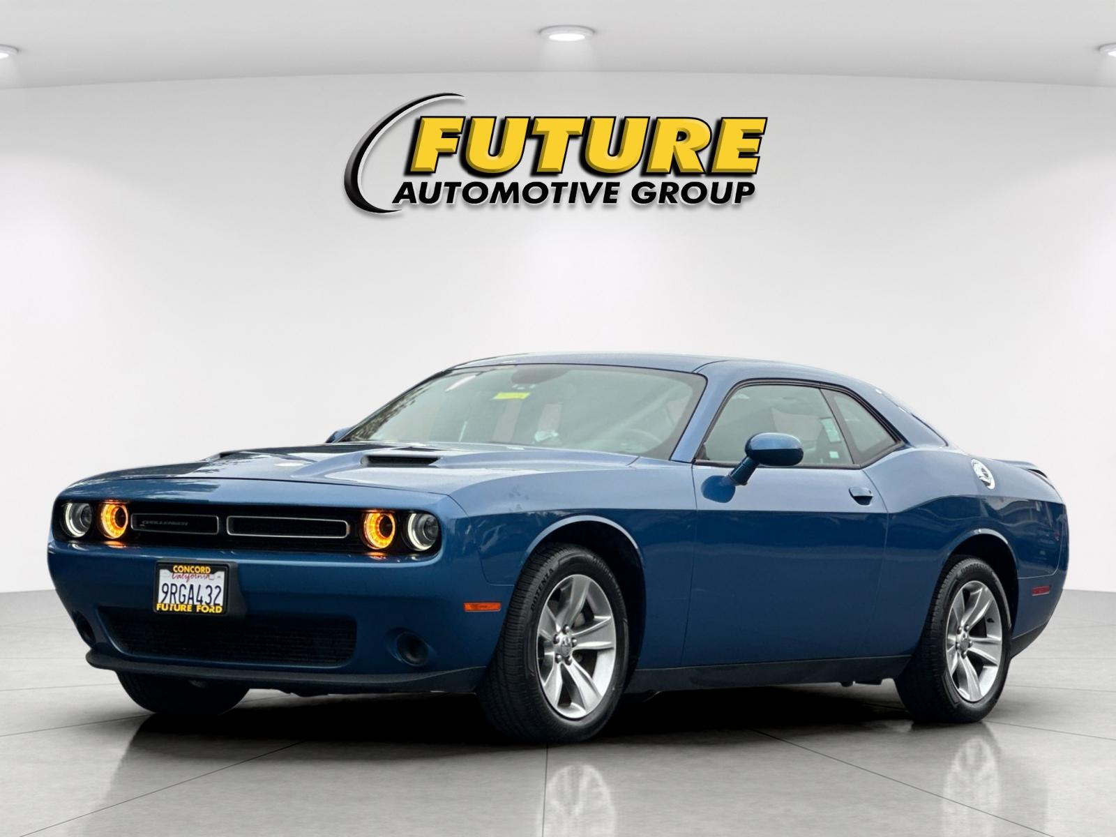 Used 2021 Blue Dodge SXT image 7