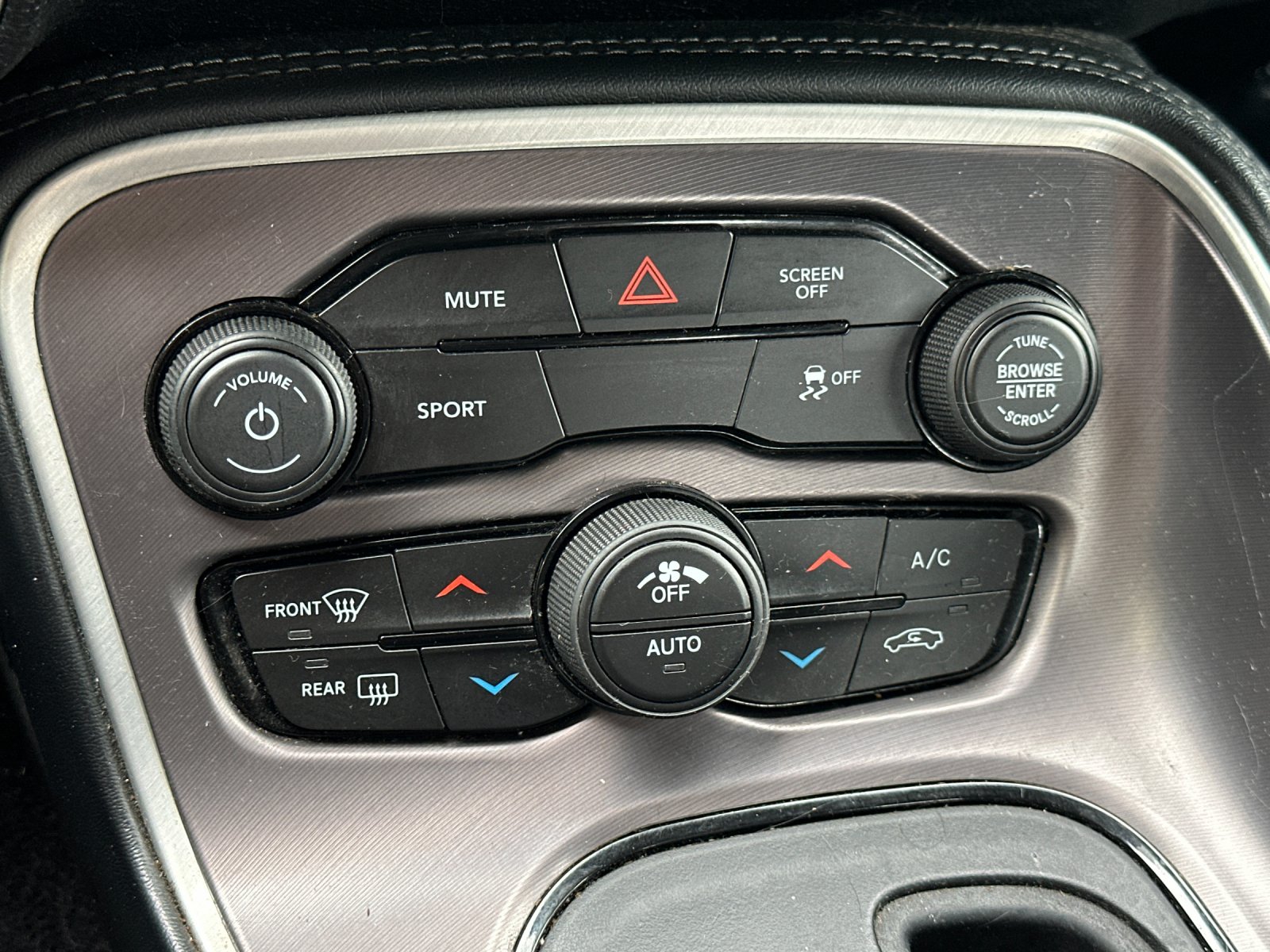 Used 2021 Blue Dodge SXT image 18