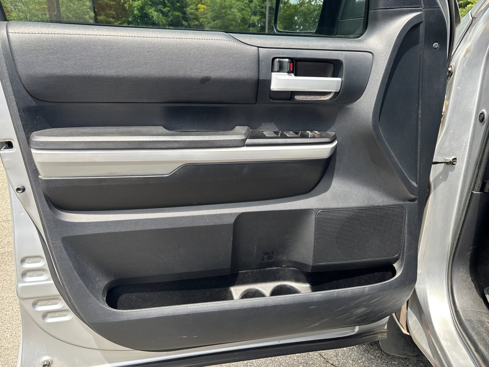 Used 2018 Silver Sky Metallic Toyota SR5 image 12