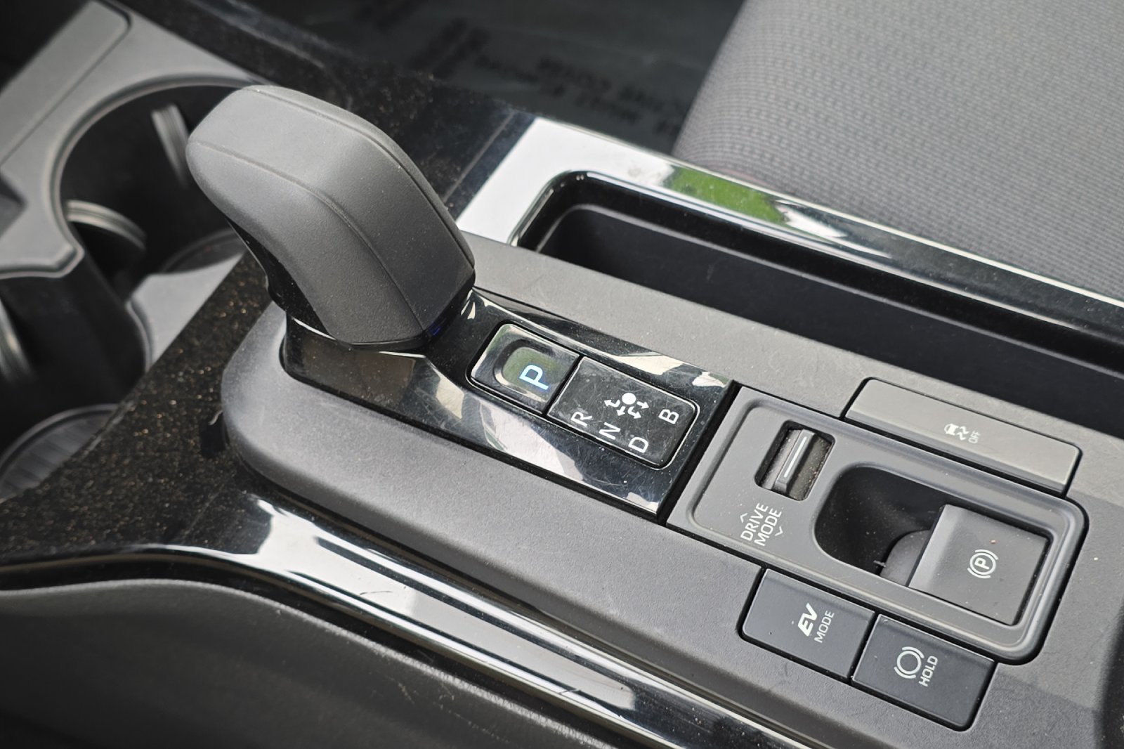 Used 2023 Blue Toyota LE image 18