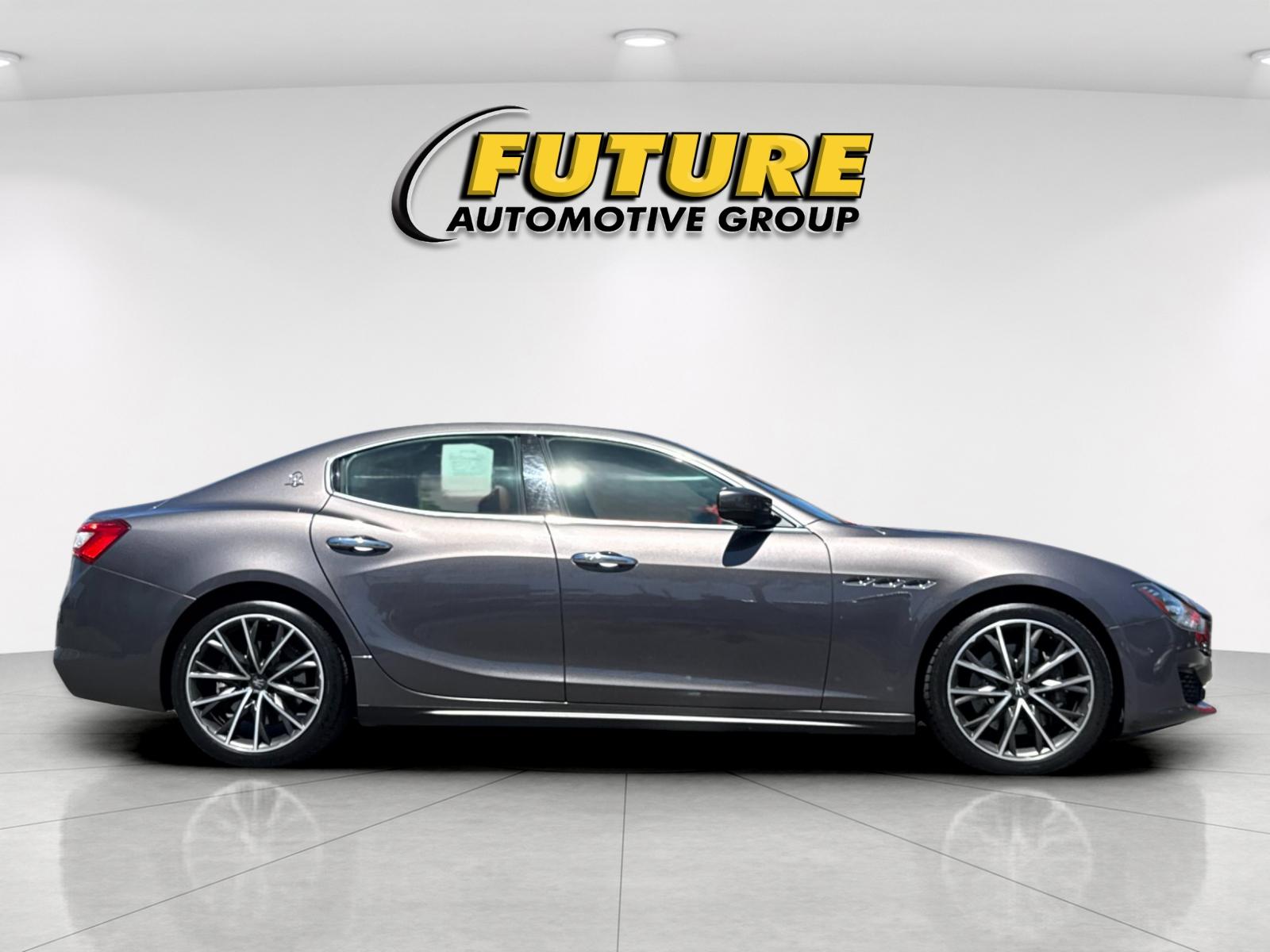 Used 2019 Gray Maserati S image 3