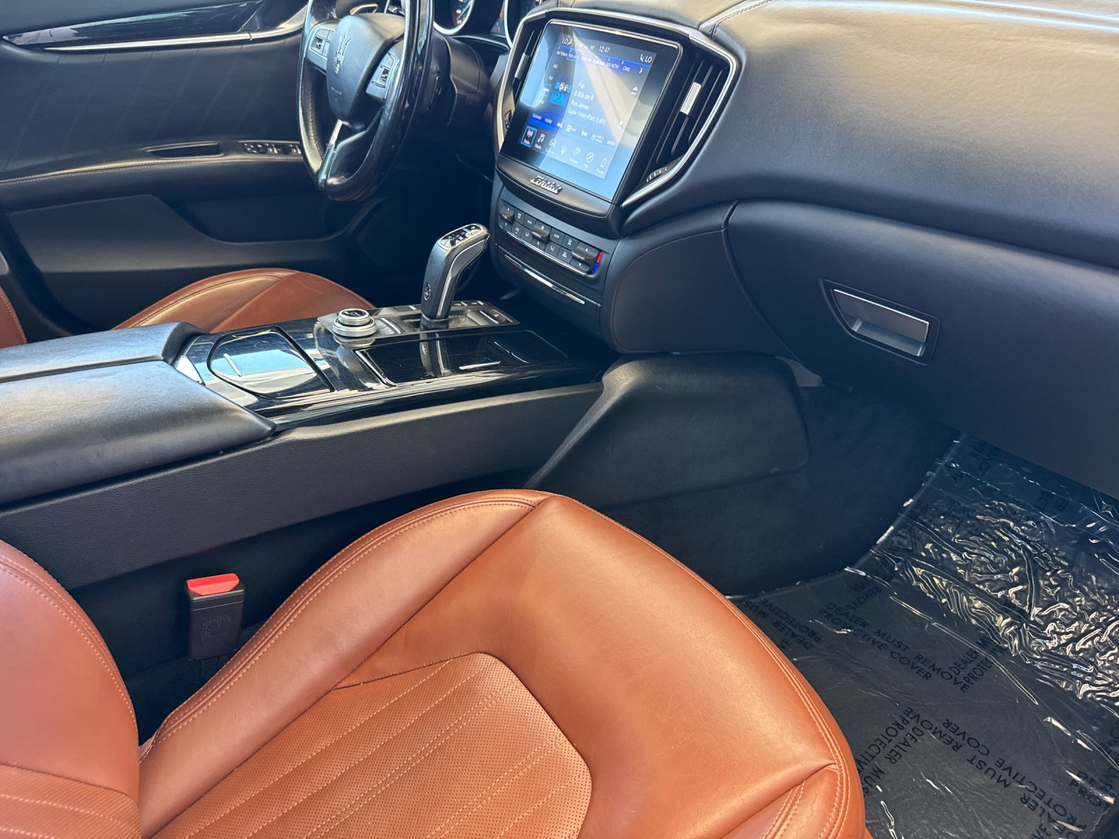Used 2019 Gray Maserati S image 15