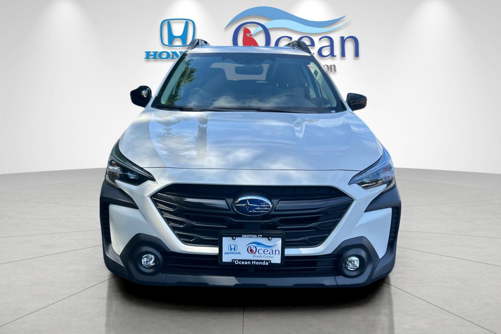 Used 2024 Crystal White Pearl Subaru Onyx Edition image 8