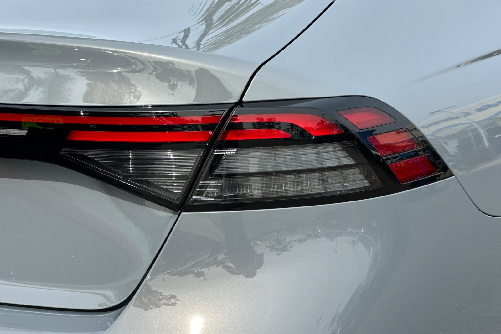 New 2026 Urban Gray Pearl Honda SE image 30