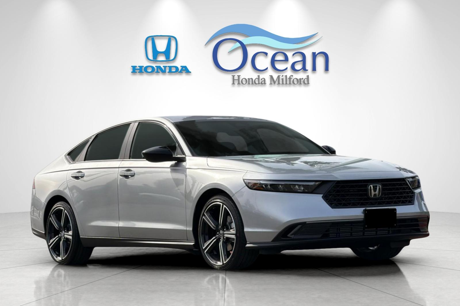 New 2026 Solar Silver Metallic Honda SE image 7
