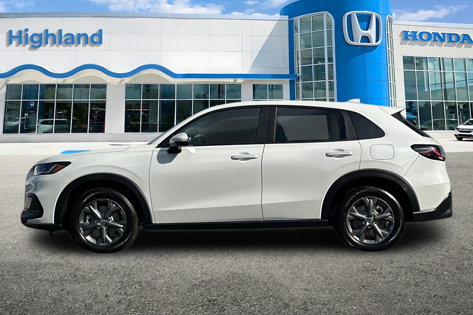 New 2027 Solar Silver Metallic Honda LX image 2