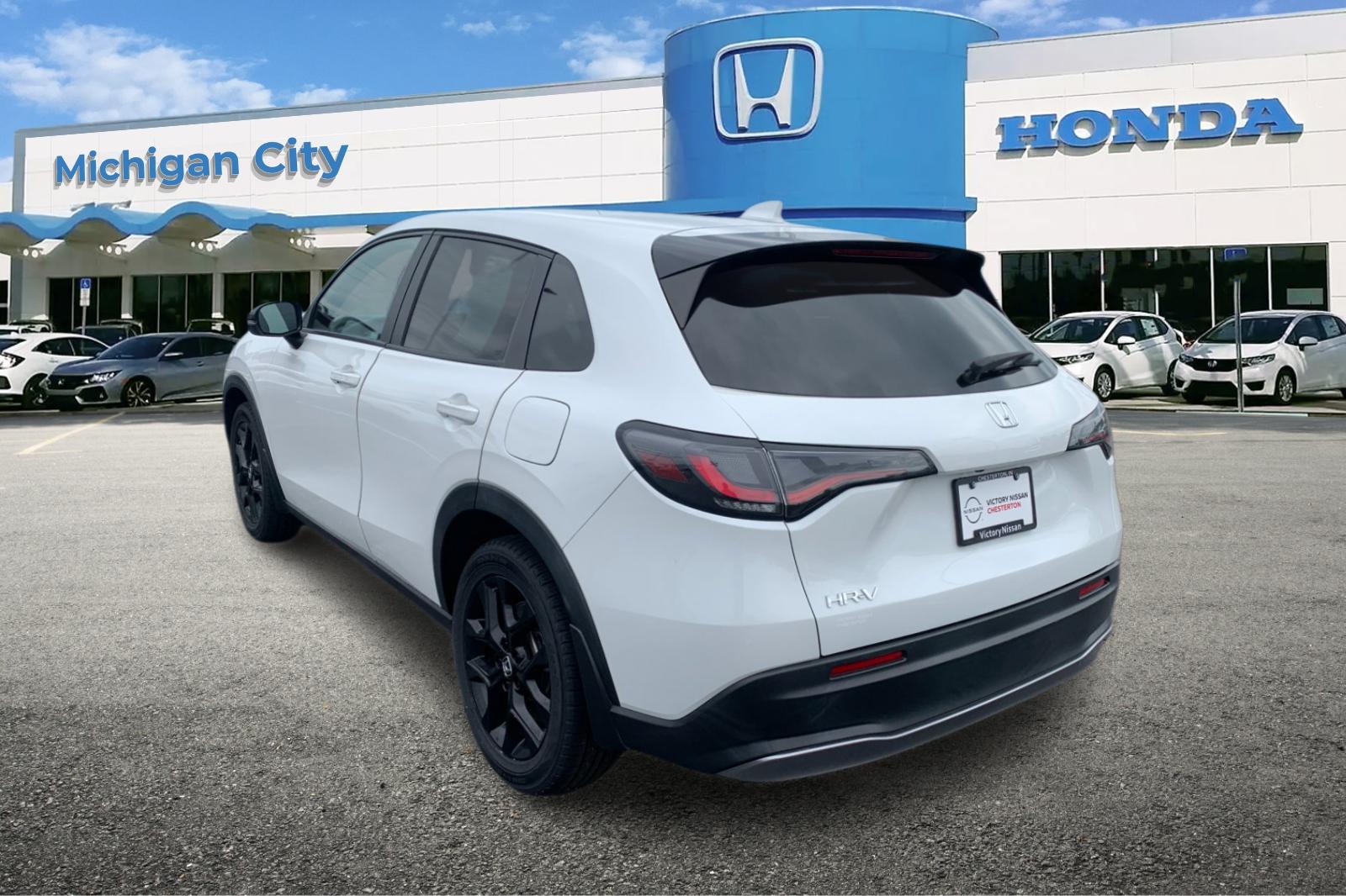 Certified Used 2024  Honda Sport image 3