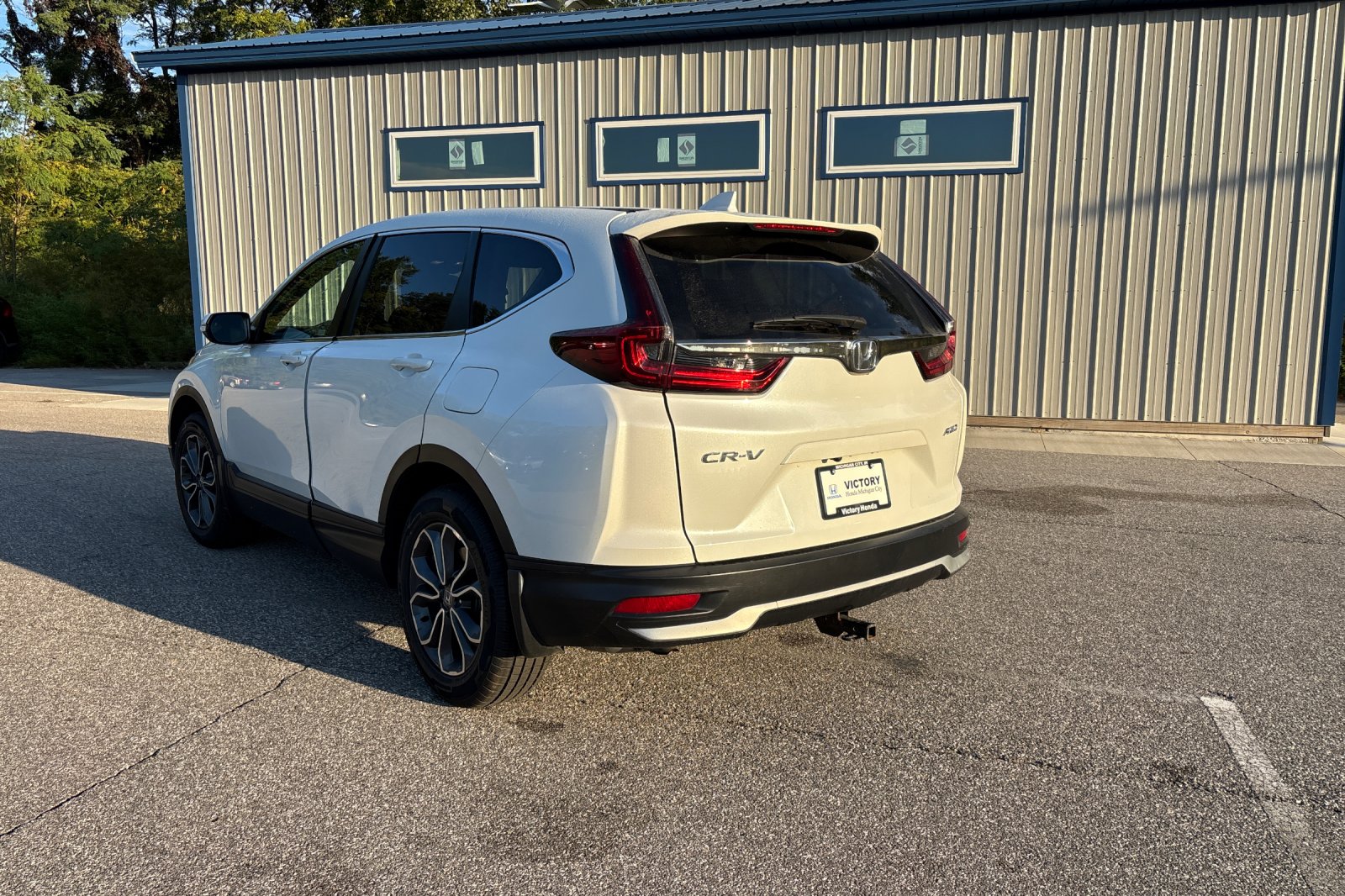 Certified Used 2022 White Honda EX-L image 3