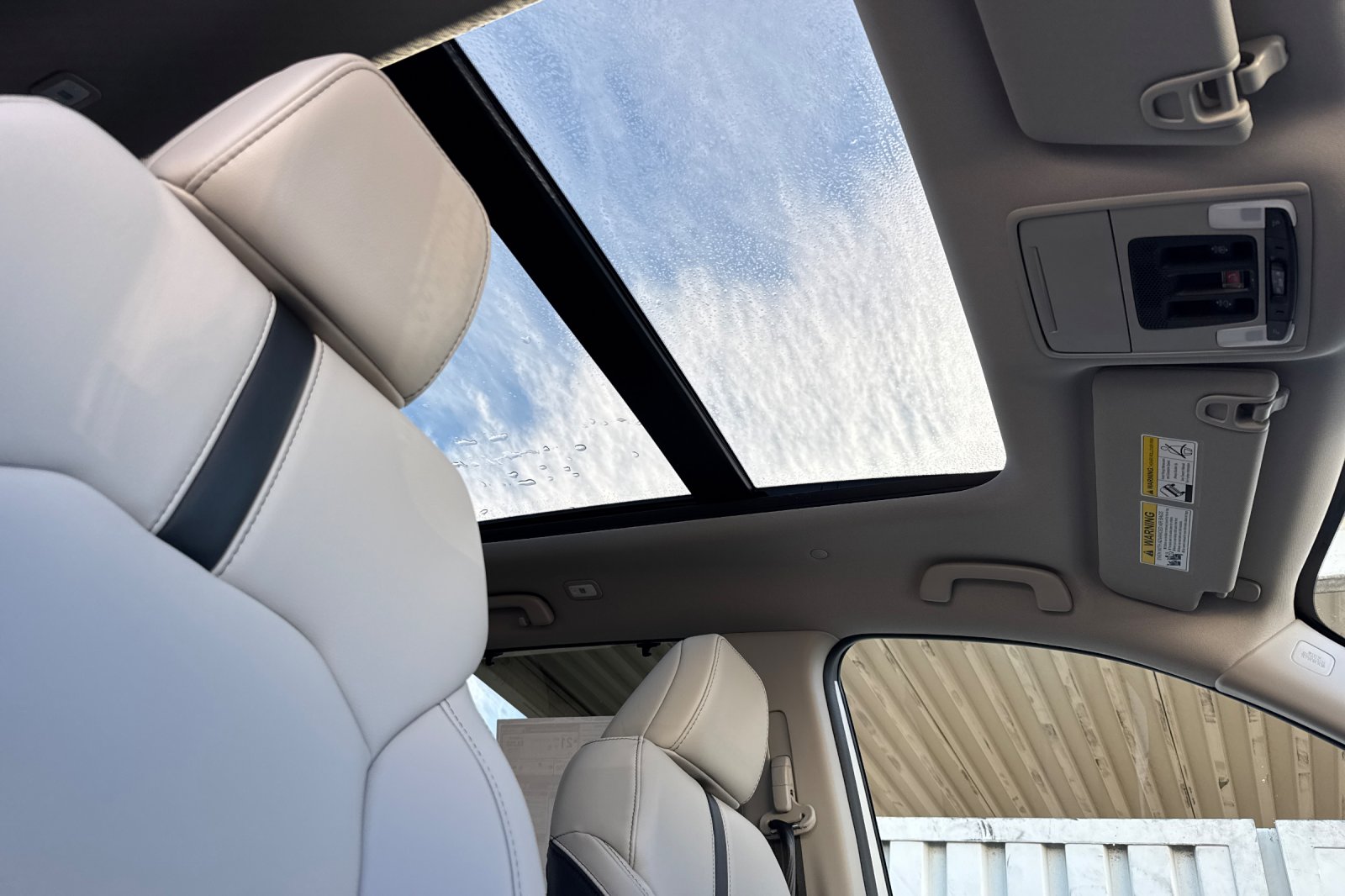 New 2026 Platinum White Pearl Honda Touring image 19