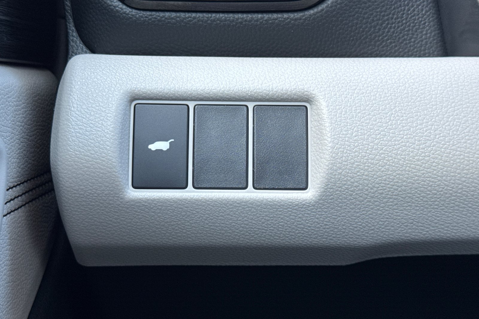 New 2026 Platinum White Pearl Honda Touring image 32