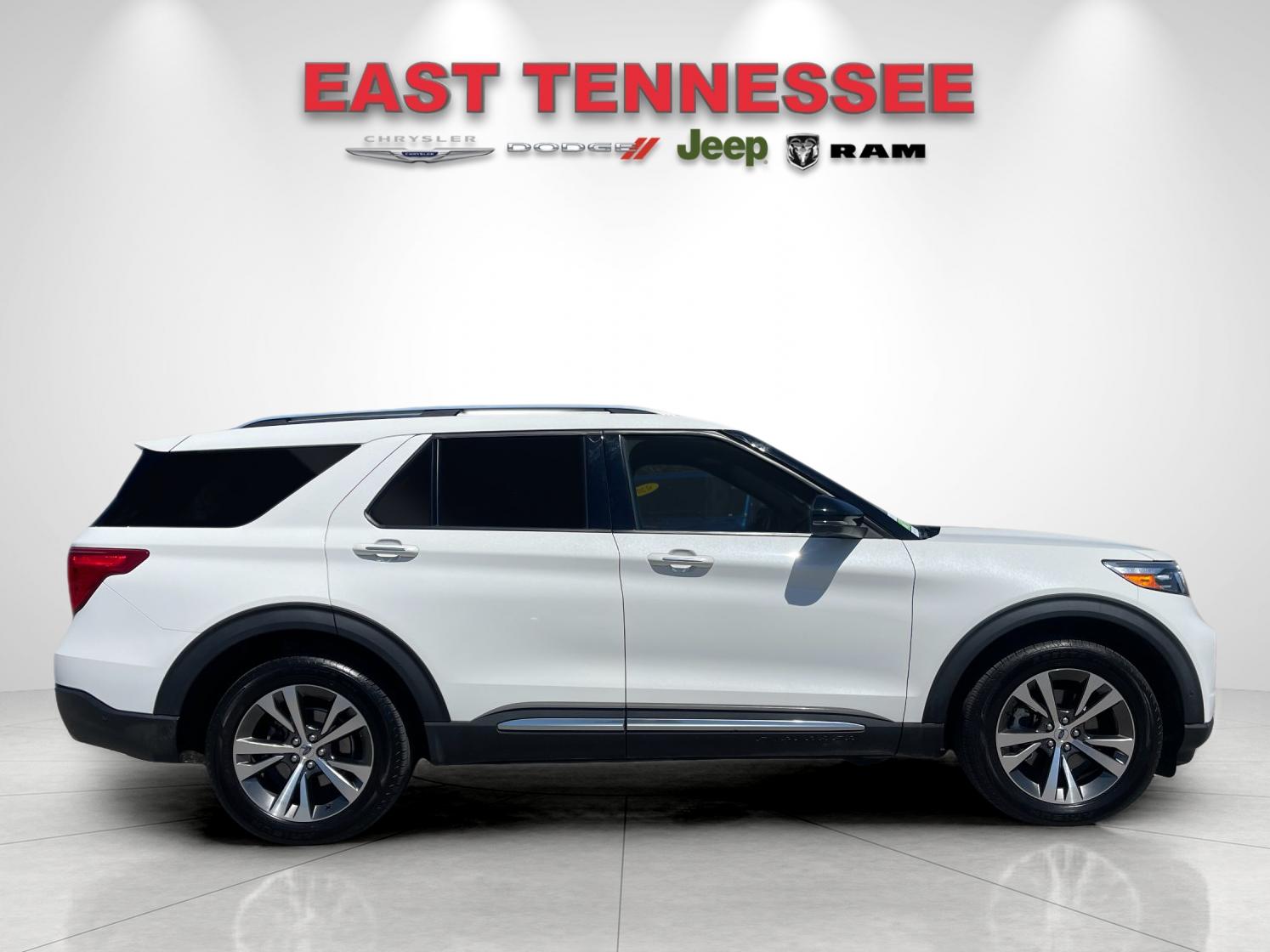 Used 2020 White Ford Platinum image 2