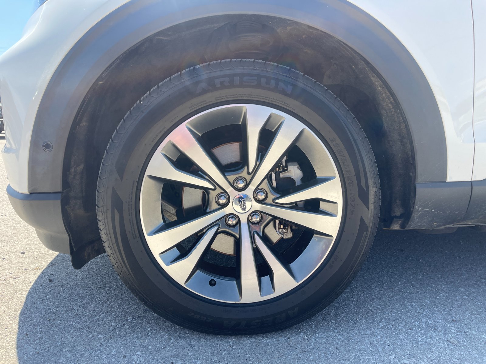 Used 2020 White Ford Platinum image 35
