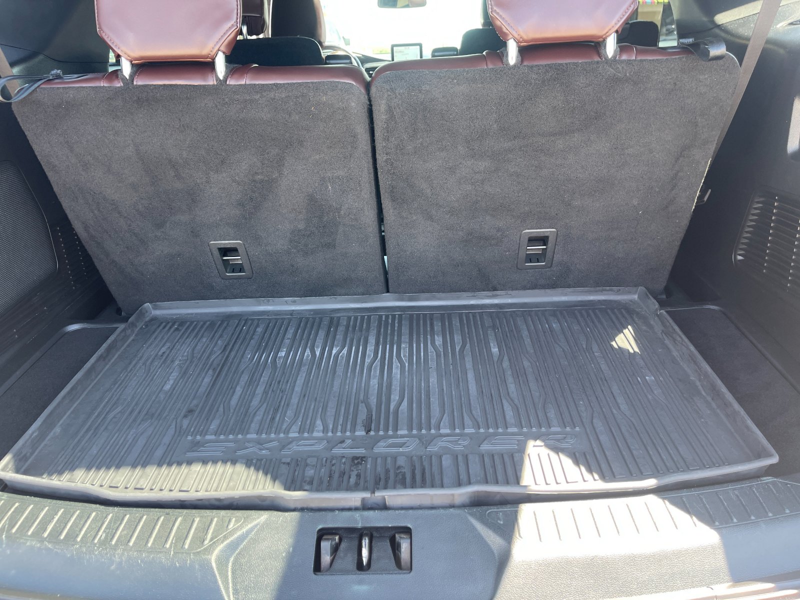 Used 2020 White Ford Platinum image 18