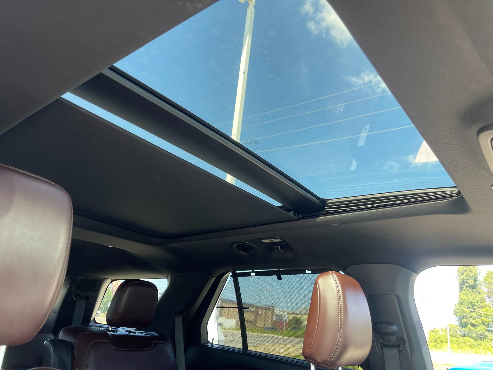 Used 2020 White Ford Platinum image 20