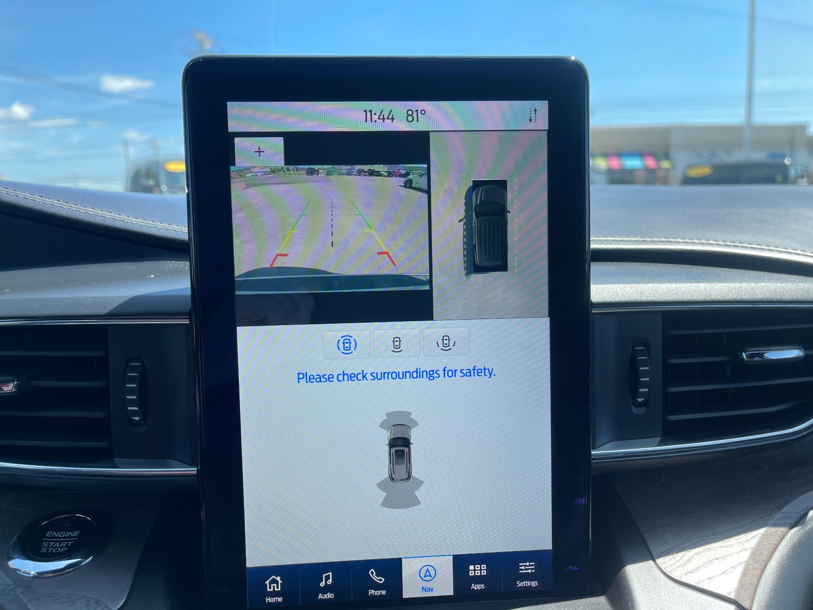 Used 2020 White Ford Platinum image 25