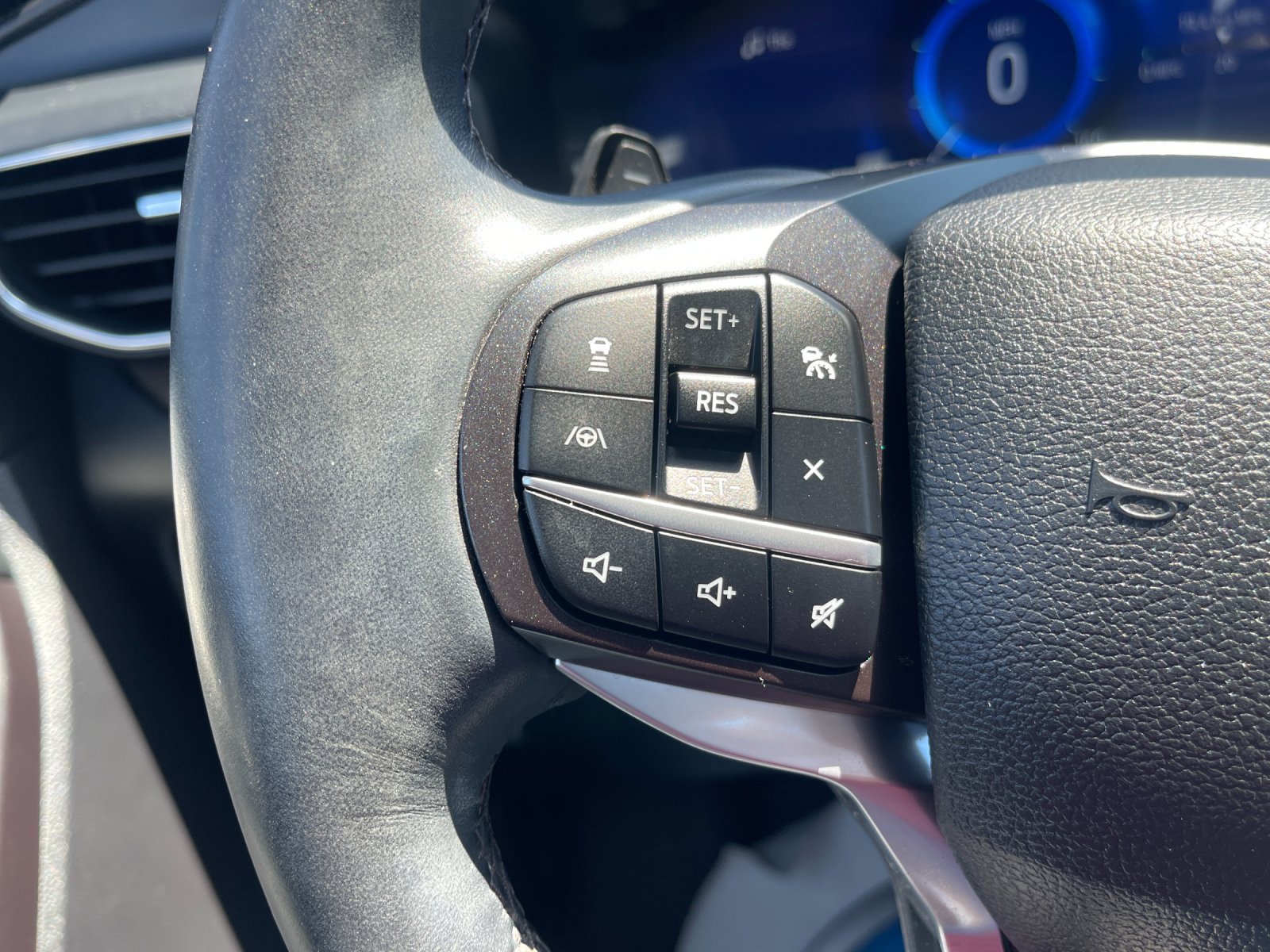 Used 2020 White Ford Platinum image 30