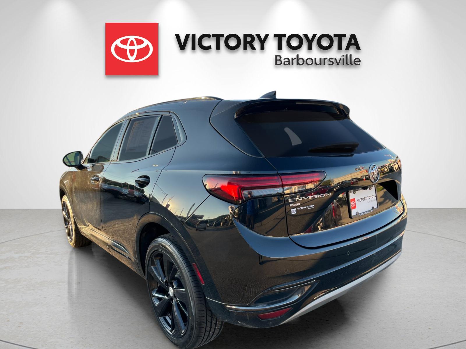 Used 2021 Black Buick Essence image 3
