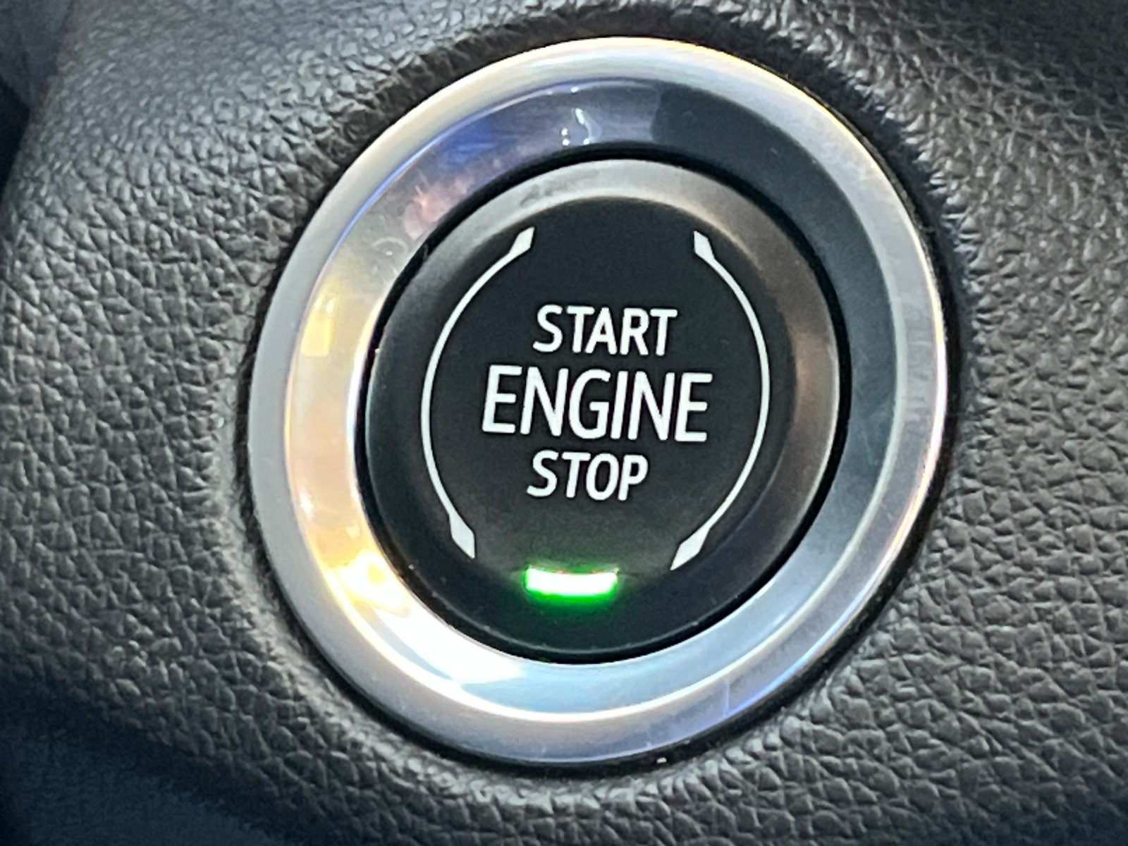 Used 2021 Black Buick Essence image 25