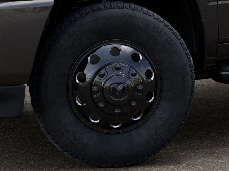 New 2026 Granite Crystal Metallic Clear-Coat Exterior Paint RAM Laramie image 8