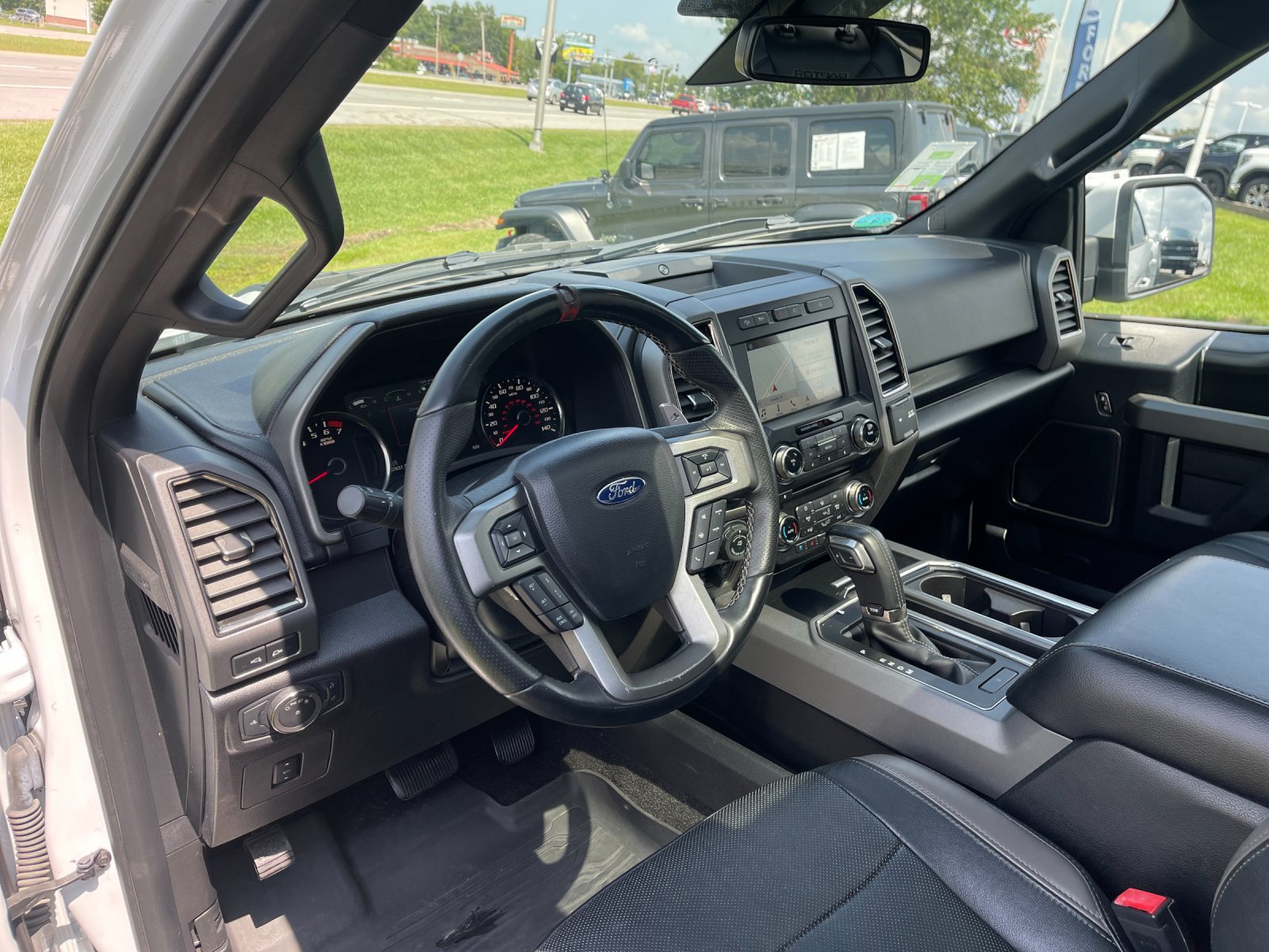 Used 2018 White Ford Raptor image 11