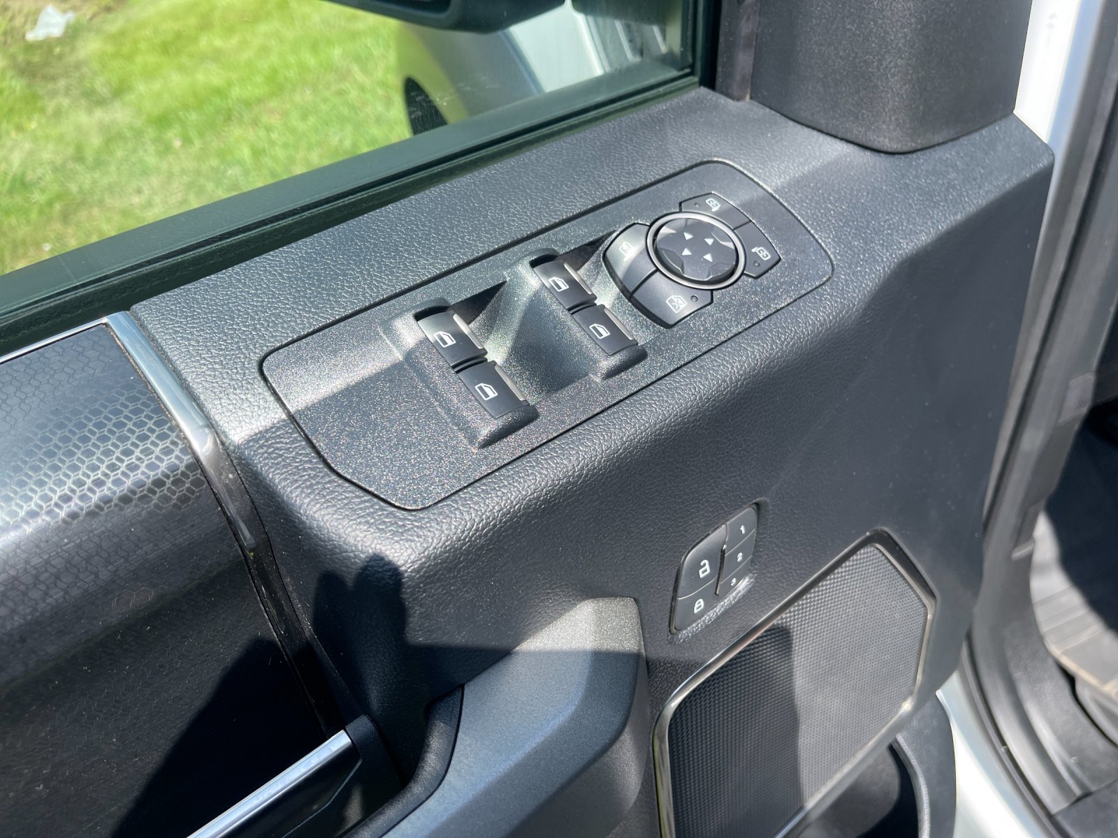 Used 2018 White Ford Raptor image 13