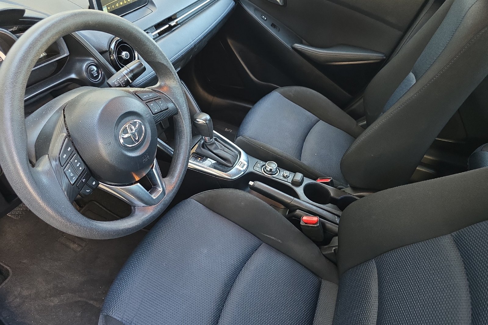 Used 2018  Toyota Base image 7