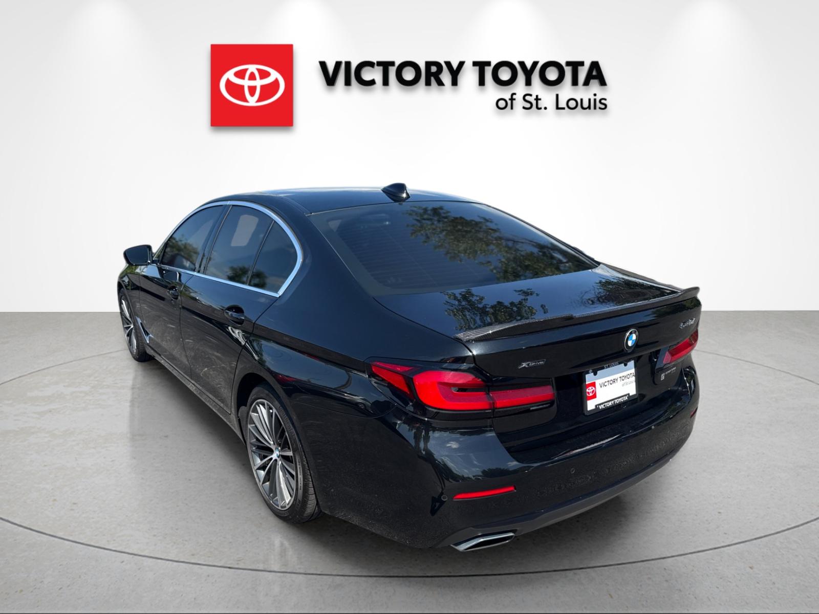 Used 2021 Black BMW 540i xDrive image 5