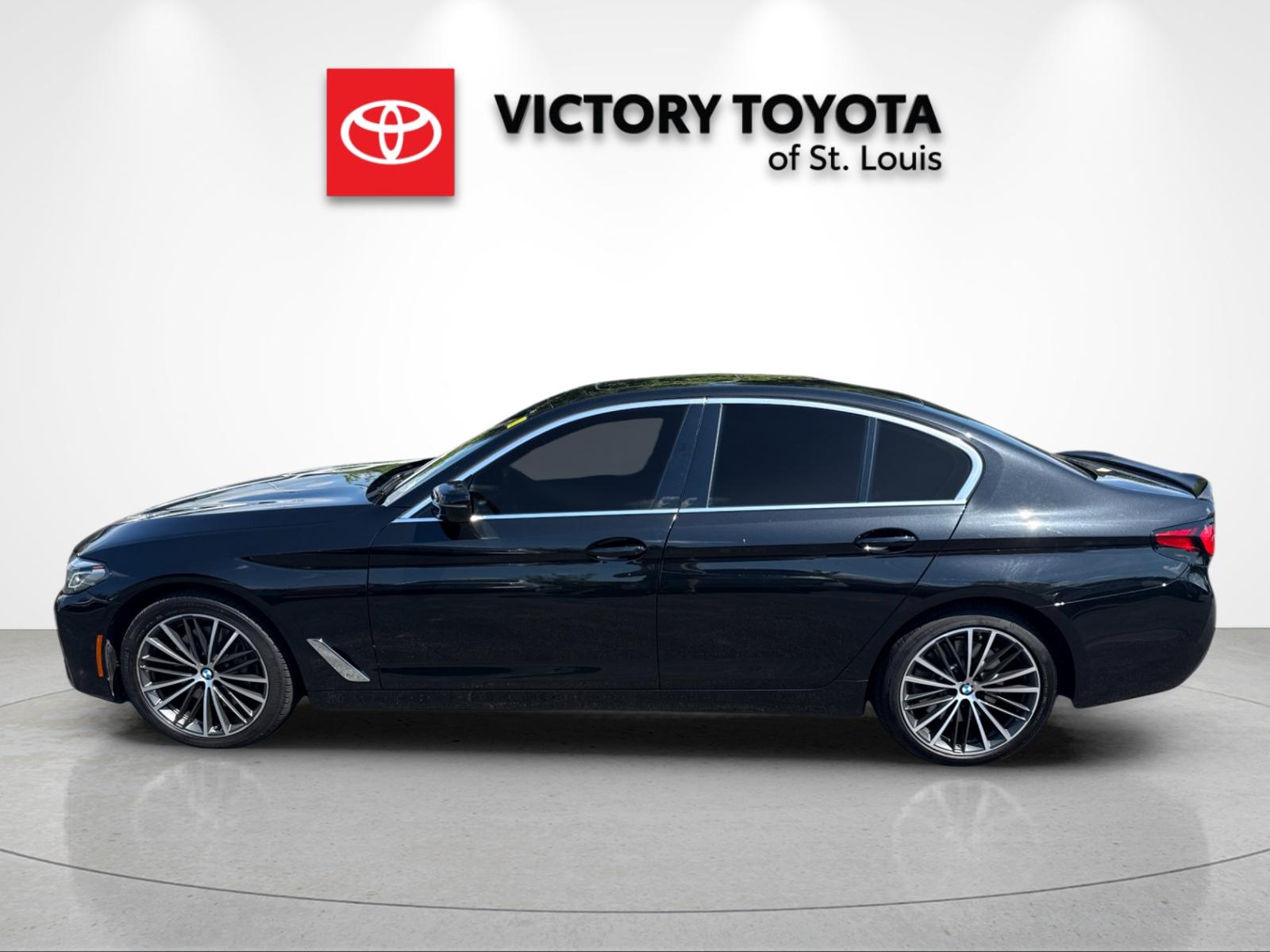 Used 2021 Black BMW 540i xDrive image 6