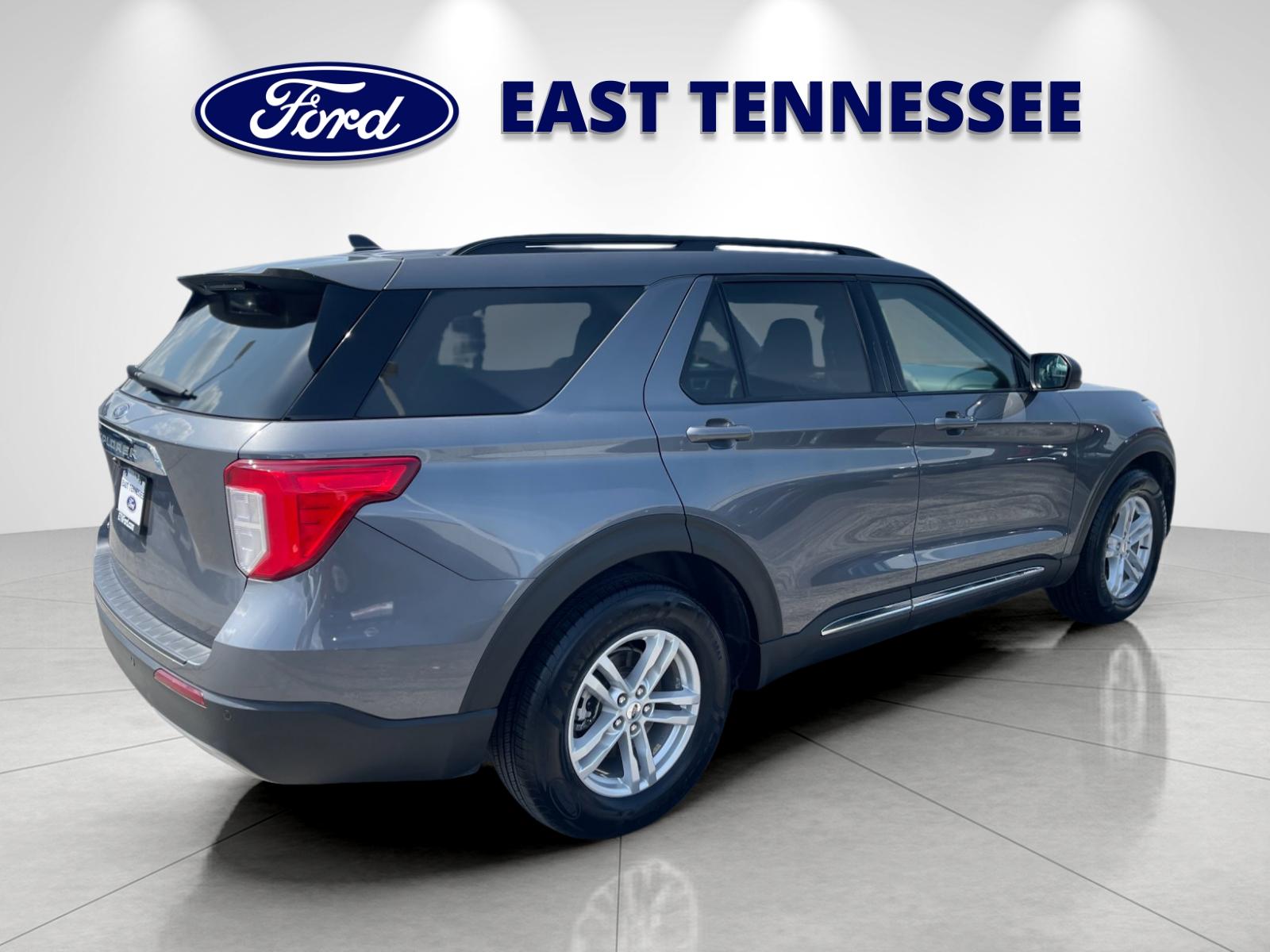 Used 2022 Gray Ford XLT image 3