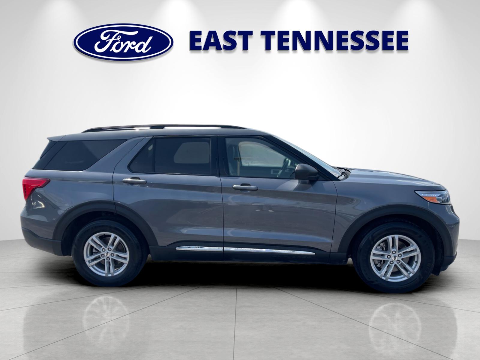 Used 2022 Gray Ford XLT image 2